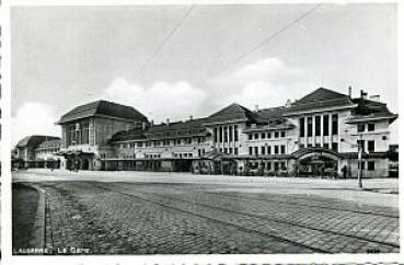 AK Lausanne La Gare Bahnhof