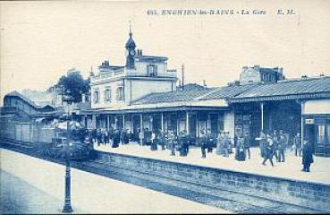 AK Enghien les Bains La Gare