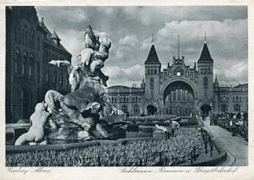 AK Hamburg-Altona, Stuhlmann-Brunnen mit Hauptbahnhof