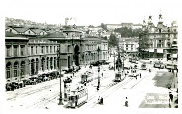 AK Zürich Bahnhofstraße mit Bahnhof und Straßenbahnen