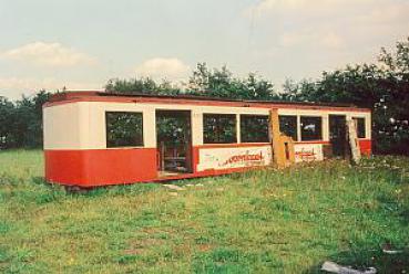 Hamburg U-Bahn Hochbahn Wagen 8900 abgestellt