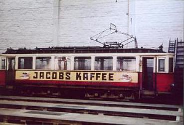 Hannover Straßenbahn in Wagenhalle / 1957