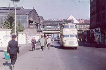 Autobus BVG Berlin Bahnhof Friedrichstrasse