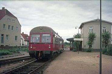 OHE Triebwagen Bahnhof Salzhausen 1976