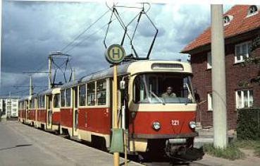 Straßenbahn Schwerin TW 221